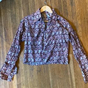 Size 8 vintage small silk button up